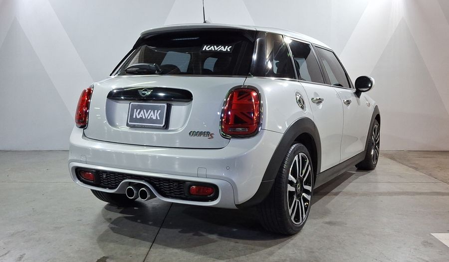Mini Cooper S 2.0 COOPER HOT CHILI DCT Hatchback 2021