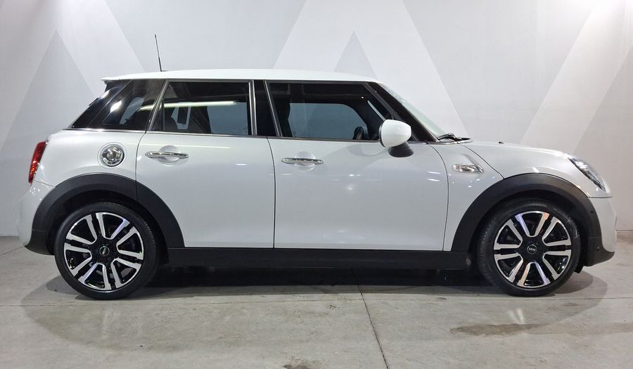 Mini Cooper S 2.0 COOPER HOT CHILI DCT Hatchback 2021