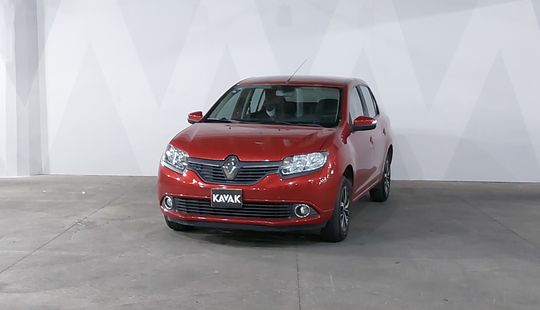 Renault • Logan