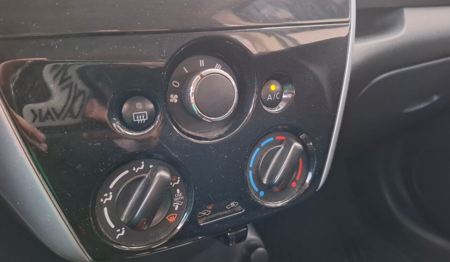 Nissan Note 1.6 EXCLUSIVE CVT Hatchback 2019