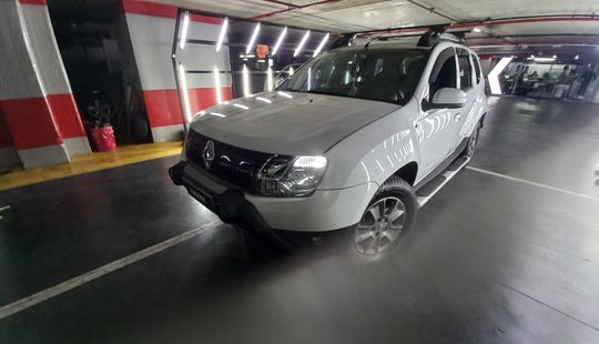Renault • Duster