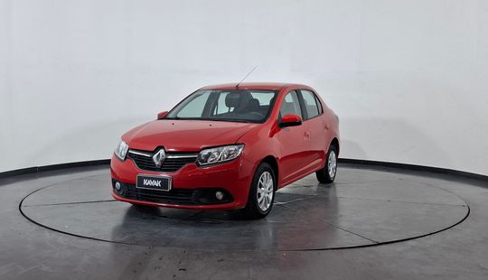Renault • Logan