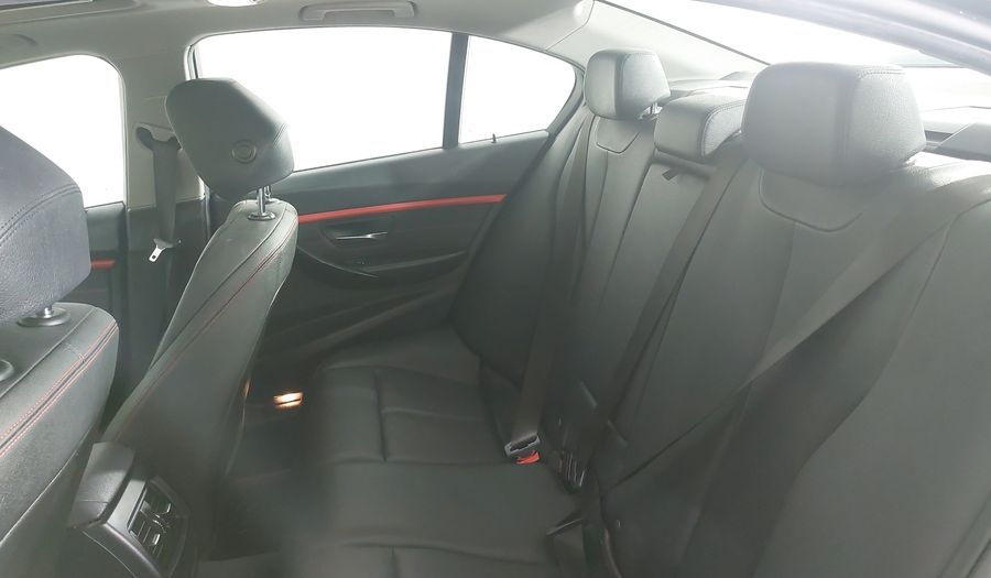 Bmw Serie 3 2.0 320IA SPORT LINE AUTO Sedan 2018