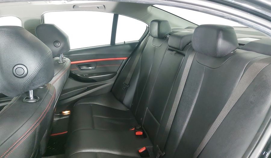 Bmw Serie 3 2.0 320IA SPORT LINE AUTO Sedan 2018