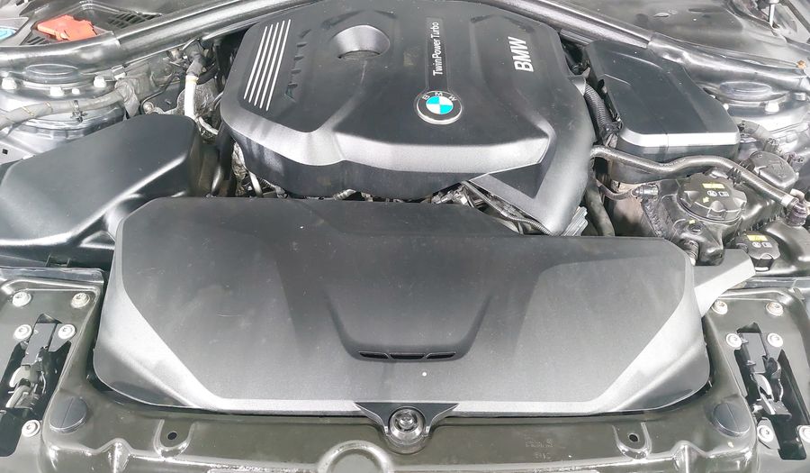 Bmw Serie 3 2.0 320IA SPORT LINE AUTO Sedan 2018