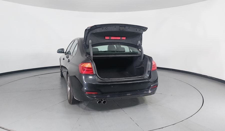 Bmw Serie 3 2.0 320IA SPORT LINE AUTO Sedan 2018