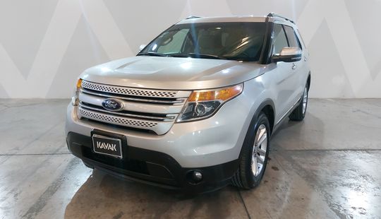 Ford • Explorer