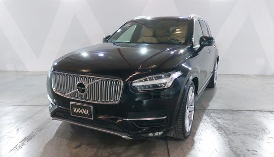 Volvo • XC90