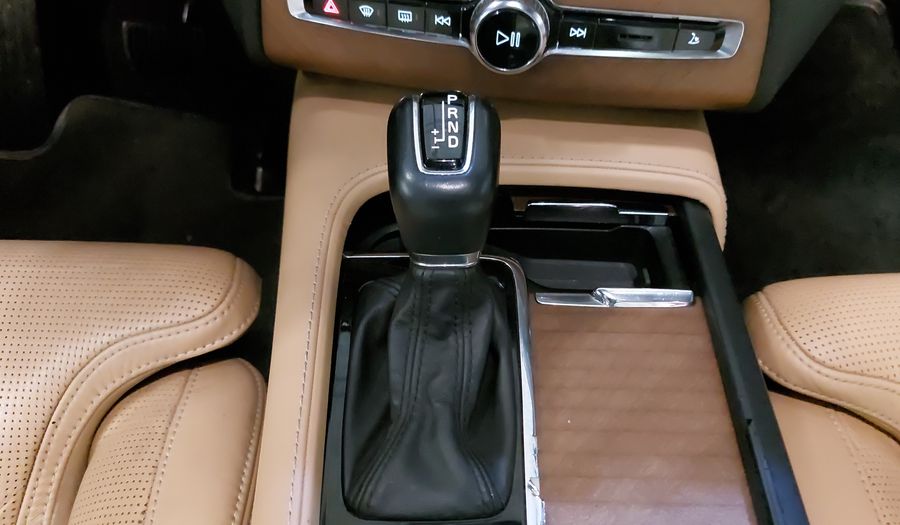 Volvo Xc90 2.0 INSCRIPTION T6 AWD AUTO Suv 2017