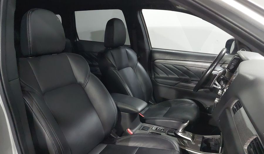 Mitsubishi Outlander 2.0 PHEV LIMITED AUTO 4WD Suv 2020