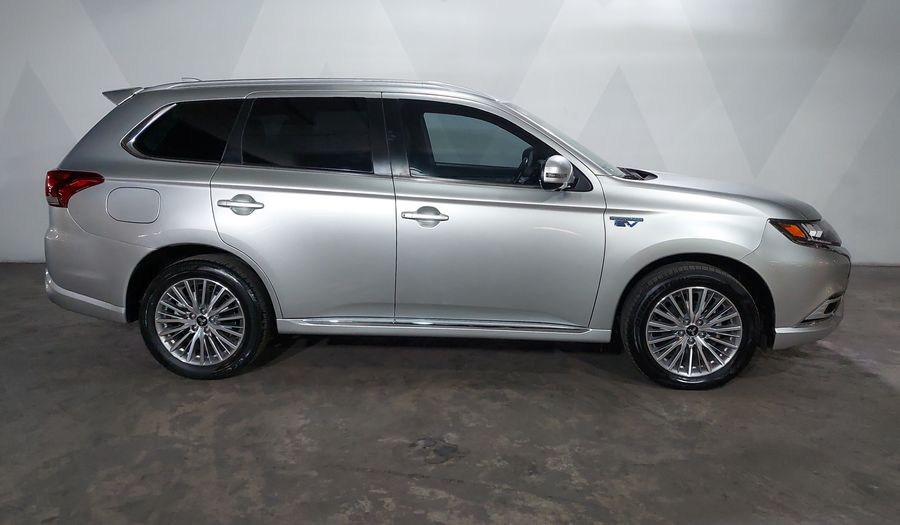 Mitsubishi Outlander 2.0 PHEV LIMITED AUTO 4WD Suv 2020