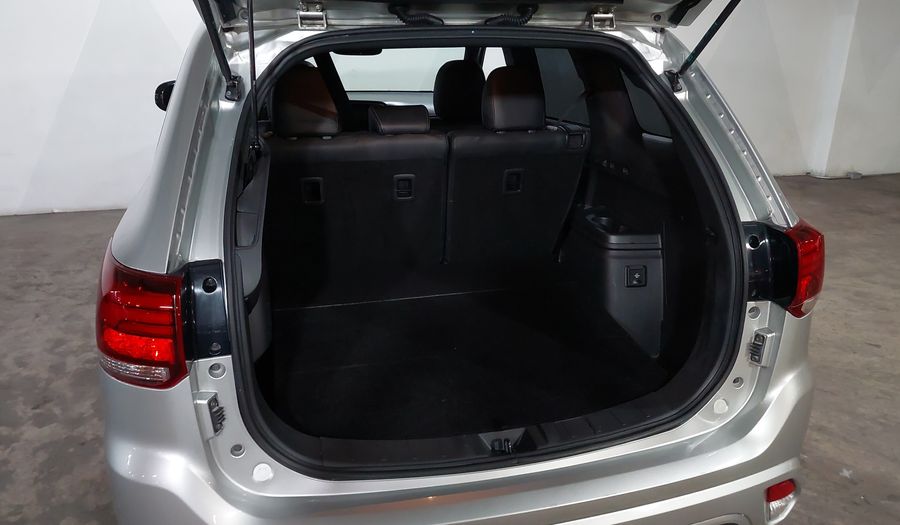 Mitsubishi Outlander 2.0 PHEV LIMITED AUTO 4WD Suv 2020