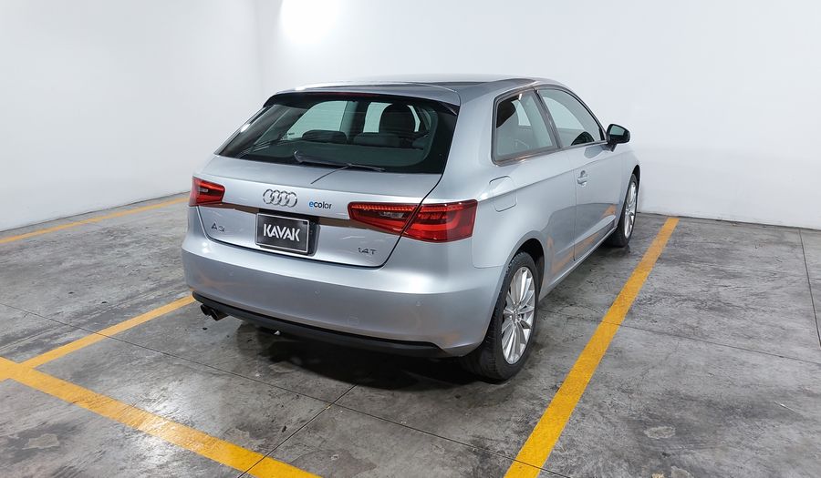 Audi A3 1.4 TFSI AMBIENTE S TRONIC Hatchback 2016