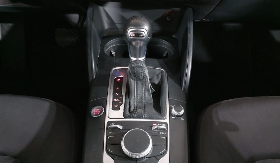 Audi A3 1.4 TFSI AMBIENTE S TRONIC Hatchback 2016