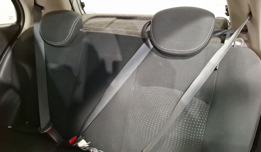 Nissan March 1.6 ADVANCE Hatchback 2022