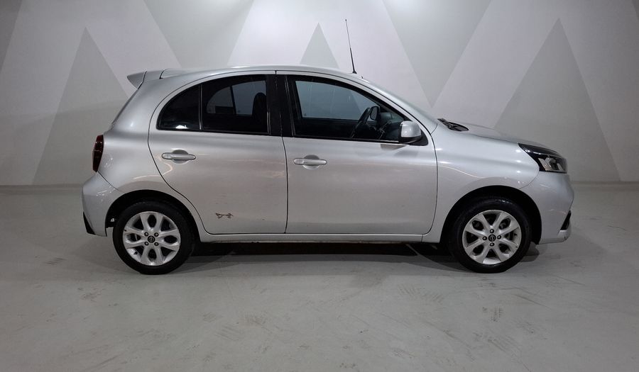 Nissan March 1.6 ADVANCE Hatchback 2022