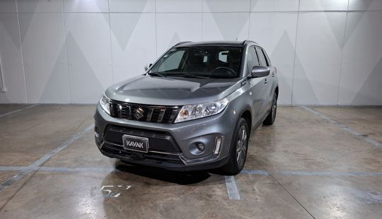 Suzuki • Vitara
