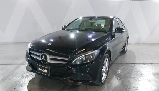 Mercedes Benz • Clase C
