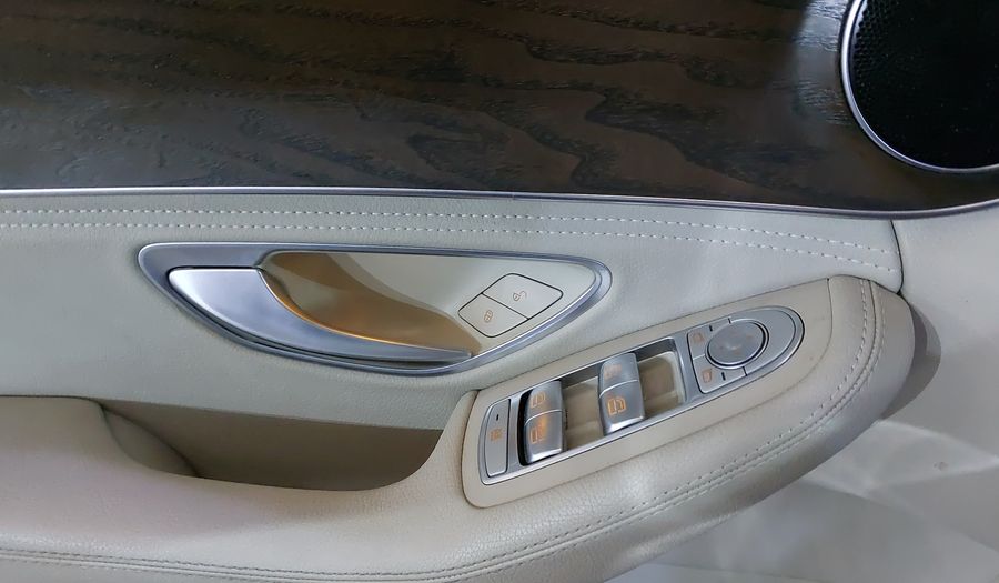 Mercedes Benz Clase C 2.0 200 CGI EXCLUSIVE AT Sedan 2015