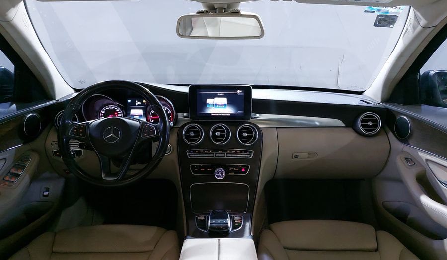 Mercedes Benz Clase C 2.0 200 CGI EXCLUSIVE AT Sedan 2015