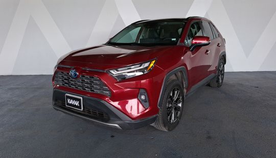 Toyota • RAV4