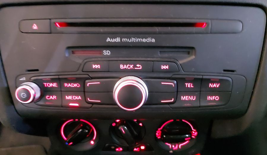 Audi A1 1.4 TFSI COOL S TRONIC Hatchback 2015
