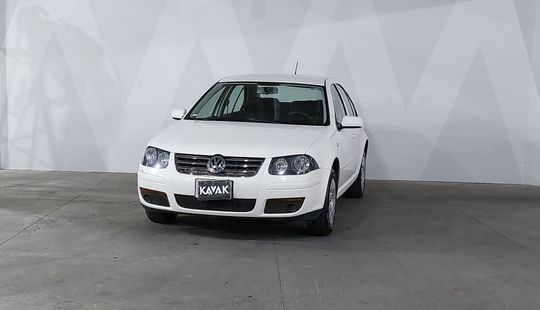 Volkswagen • Jetta Clasico