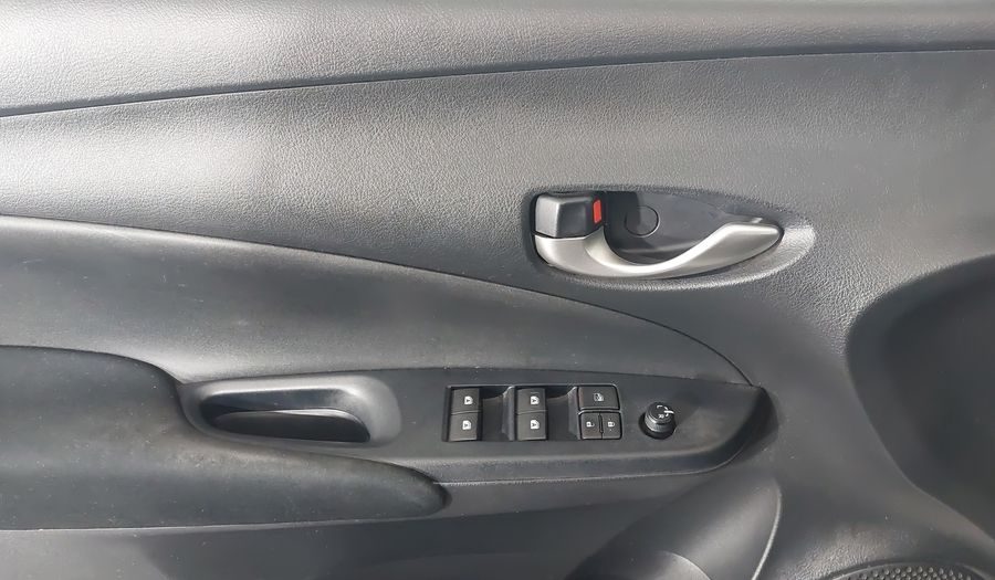 Toyota Yaris XL MULTIDRIVE Hatchback 2019