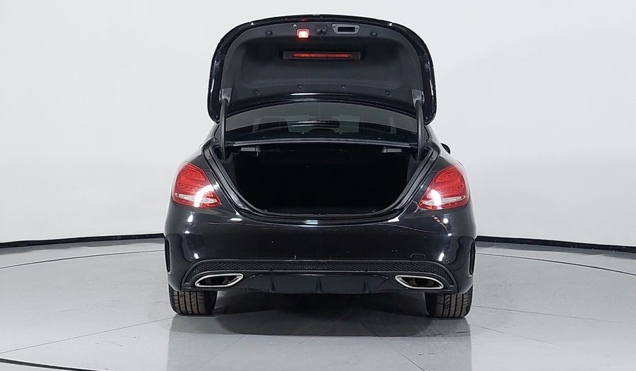 Mercedes Benz Clase C 2.0 250 CGI SPORT AT Sedan 2017