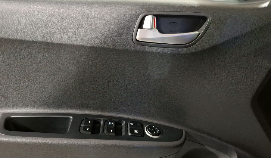 Hyundai Grand I10 1.2 GLS AT Sedan 2017