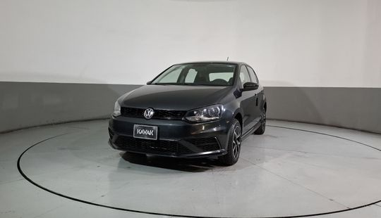 Volkswagen • Polo