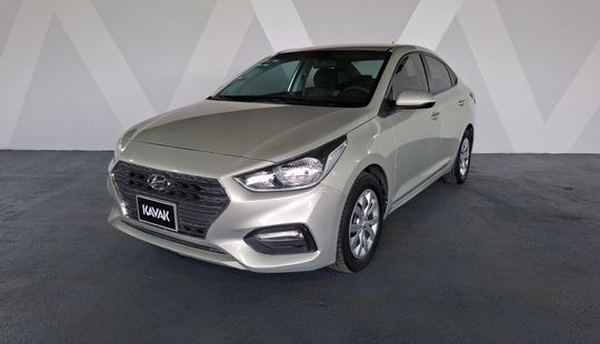 Hyundai • Accent