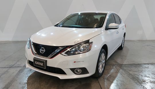 Nissan • Sentra