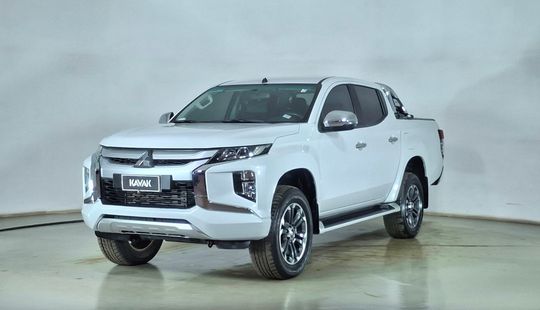 Mitsubishi • L200