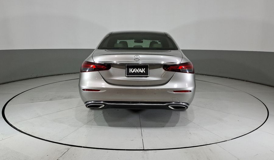 Mercedes Benz Clase E 2.0 200 AVANTGARDE AUTO Sedan 2021