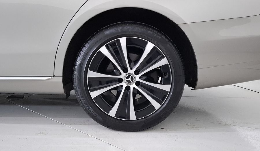 Mercedes Benz Clase E 2.0 200 AVANTGARDE AUTO Sedan 2021