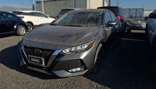 Nissan • Sentra