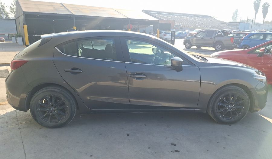 Mazda 3 2.0 AUTO SKYACTIV-G V Sedan 2020