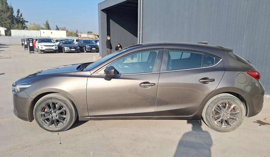 Mazda 3 2.0 AUTO SKYACTIV-G V Sedan 2020