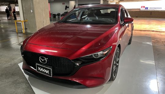 Mazda • Mazda 3