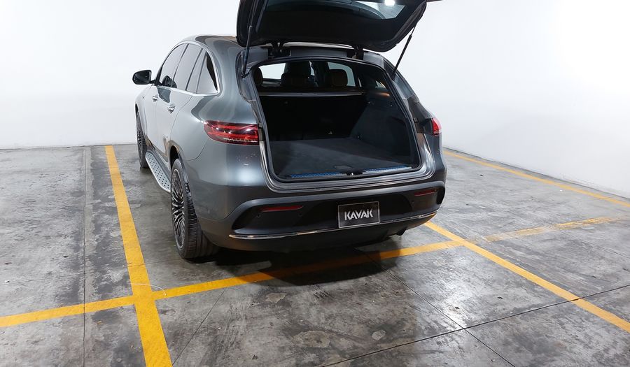Mercedes Benz Clase Eqc BEV 80KWH 400 SPORT AUTO 4MATIC Suv 2021