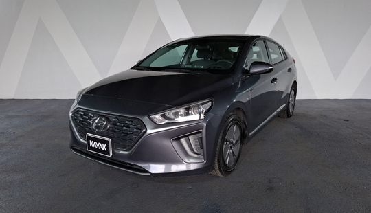 2020 • 43,000 km • Automático