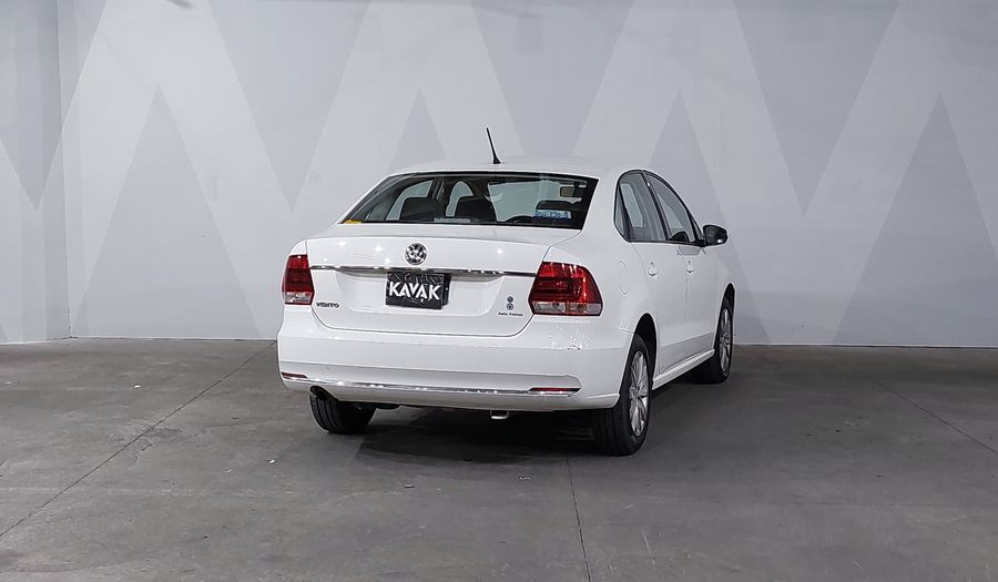 Volkswagen Vento 1.6 COMFORTLINE TIPTRONIC Sedan 2018