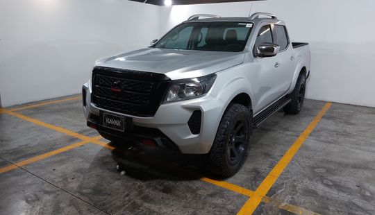 Nissan • Frontier