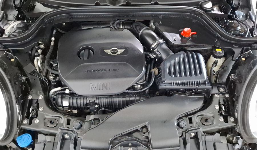 Mini Cooper S 2.0 COOPER CHILI AUTO Hatchback 2018