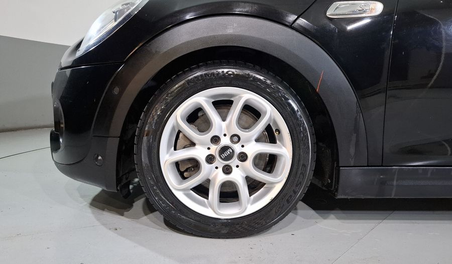 Mini Cooper S 2.0 COOPER CHILI AUTO Hatchback 2018