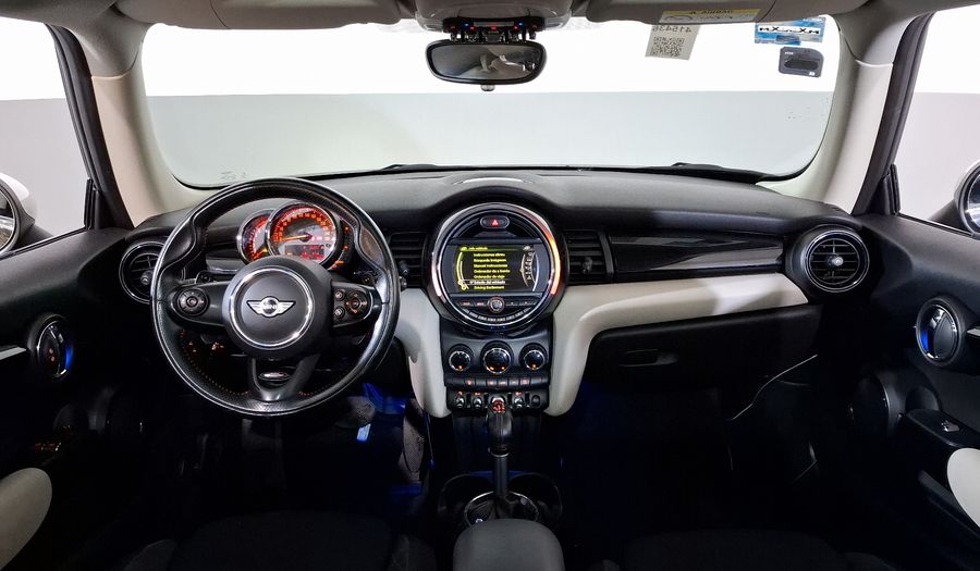 Mini Cooper S 2.0 COOPER CHILI AUTO Hatchback 2018