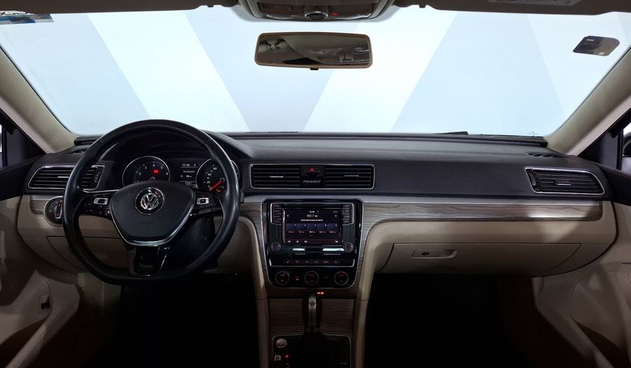 Volkswagen Passat 2.5 HIGHLINE AUTO Sedan 2018