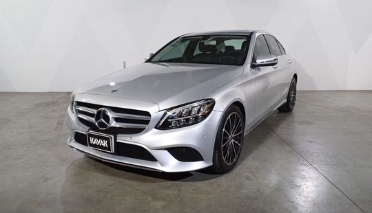 Mercedes Benz • Clase C