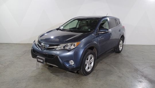 Toyota • RAV4